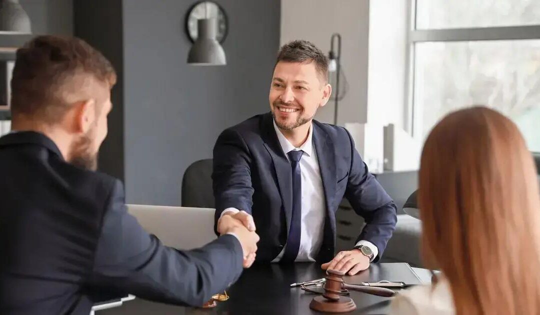 Contrato de franquia: como garantir segurança e sucesso no seu negócio